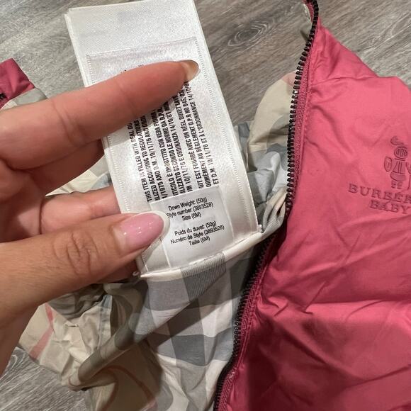 Burberry Baby London Check Pink Reversible Puffer Size 6 Months - Picture 8 of 9